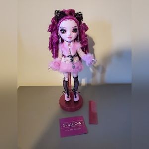 Shadow high Lola wilde